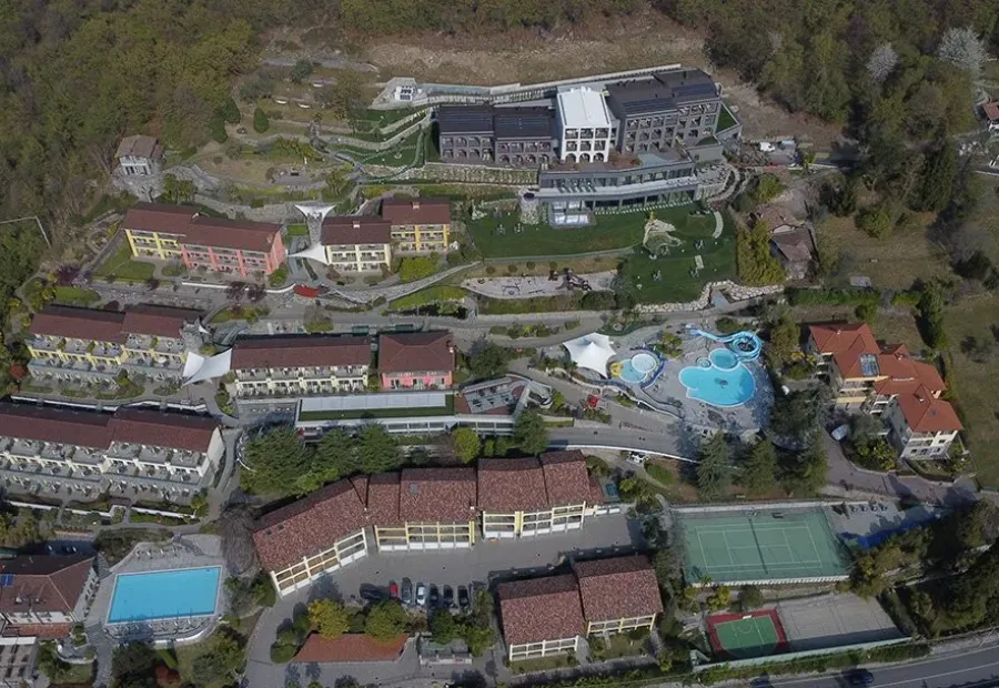 PORLEZZA (CO) – HOTEL “PARCO SAN MARCO”