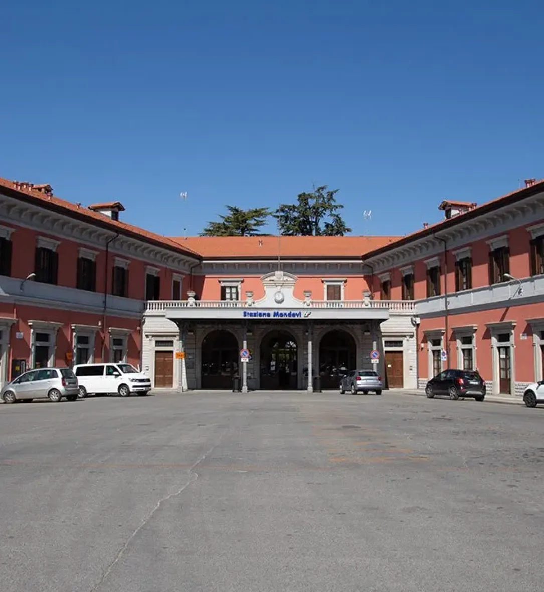 STAZIONE