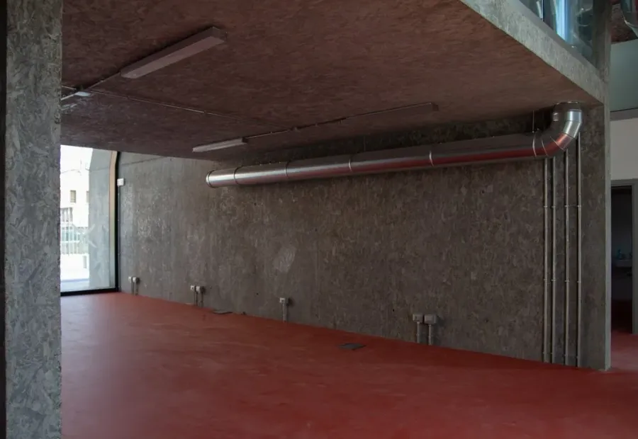 VERONA (VR) – CENTRO SERVIZI CICLABILE