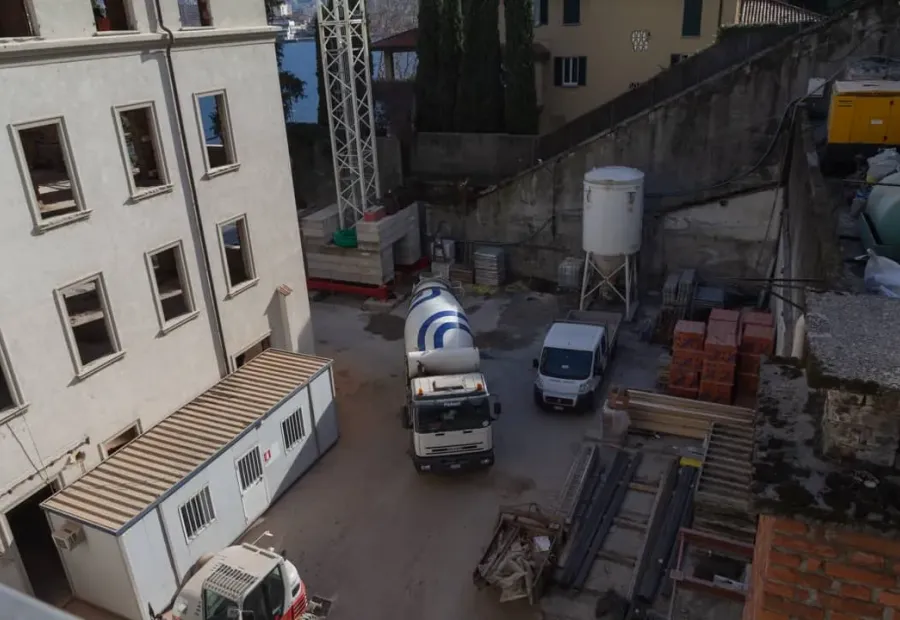 Malgrate-Hotel-Promessi-sposi-cantiere