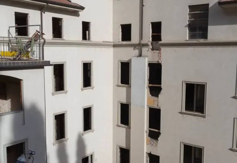 Malgrate-Hotel-Promessi-sposi-cantiere