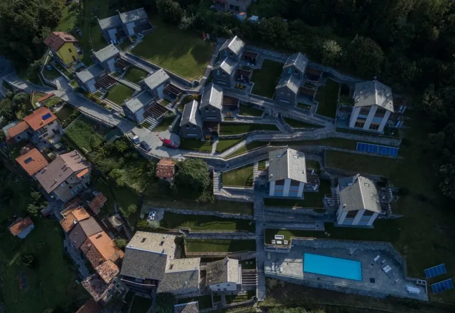 LAGO DI COMO (CO) – APPARTAMENTI