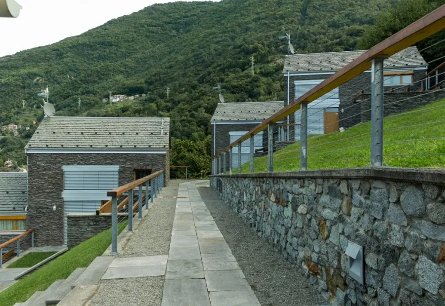 LAGO DI COMO (CO) – APPARTAMENTI