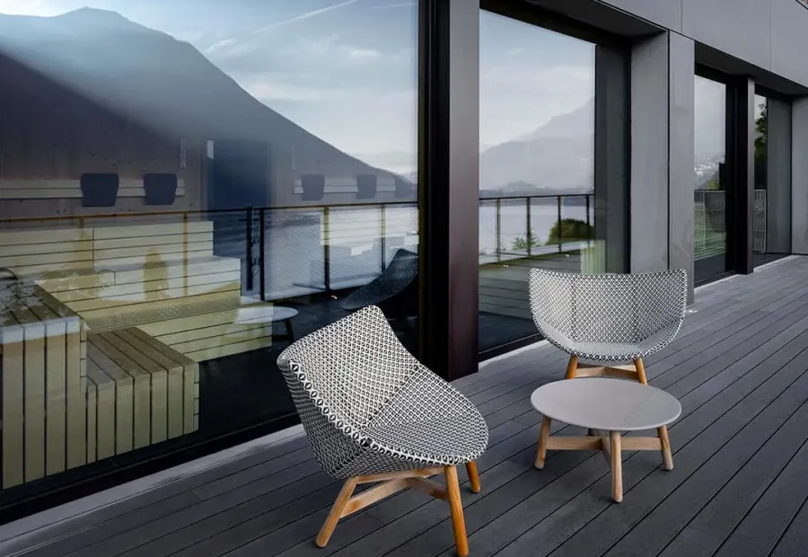 PORLEZZA (CO) – HOTEL “PARCO SAN MARCO”