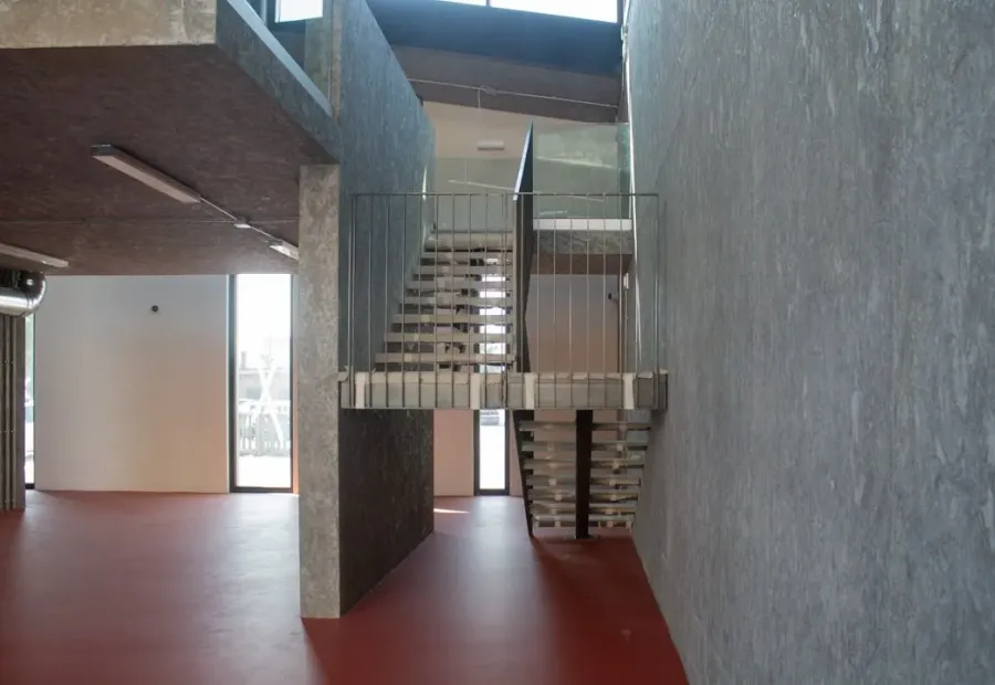 VERONA (VR) – CENTRO SERVIZI CICLABILE