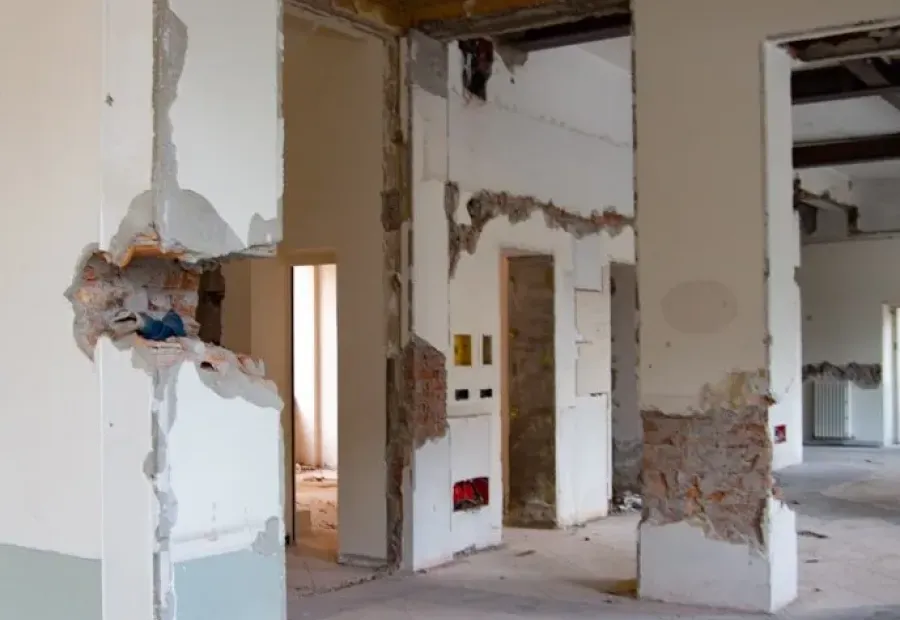 Malgrate-Hotel-Promessi-sposi-cantiere