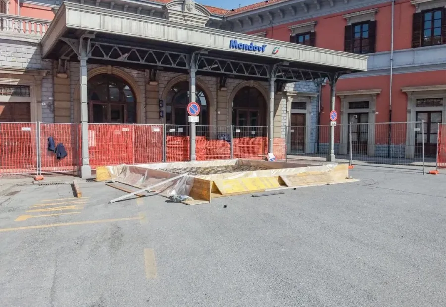 STAZIONE