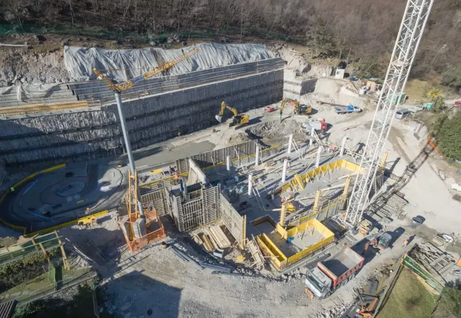 PORLEZZA (CO) – HOTEL “PARCO SAN MARCO”