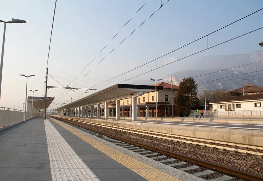 Stazione Ferroviaria Mezzocorona