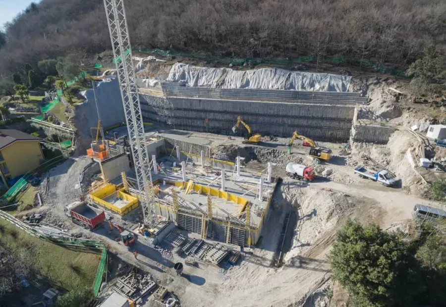 PORLEZZA (CO) – HOTEL “PARCO SAN MARCO”