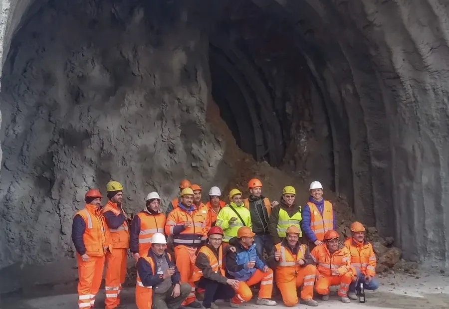 GENOVA (GE) – GALLERIA “VECCHIE FORNACI”