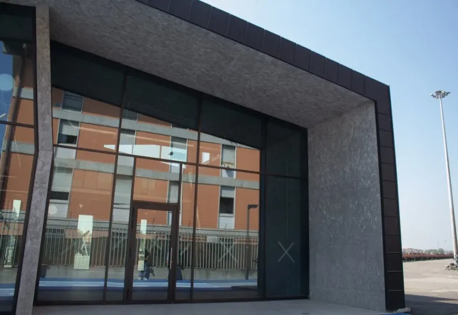 VERONA (VR) – CENTRO SERVIZI CICLABILE