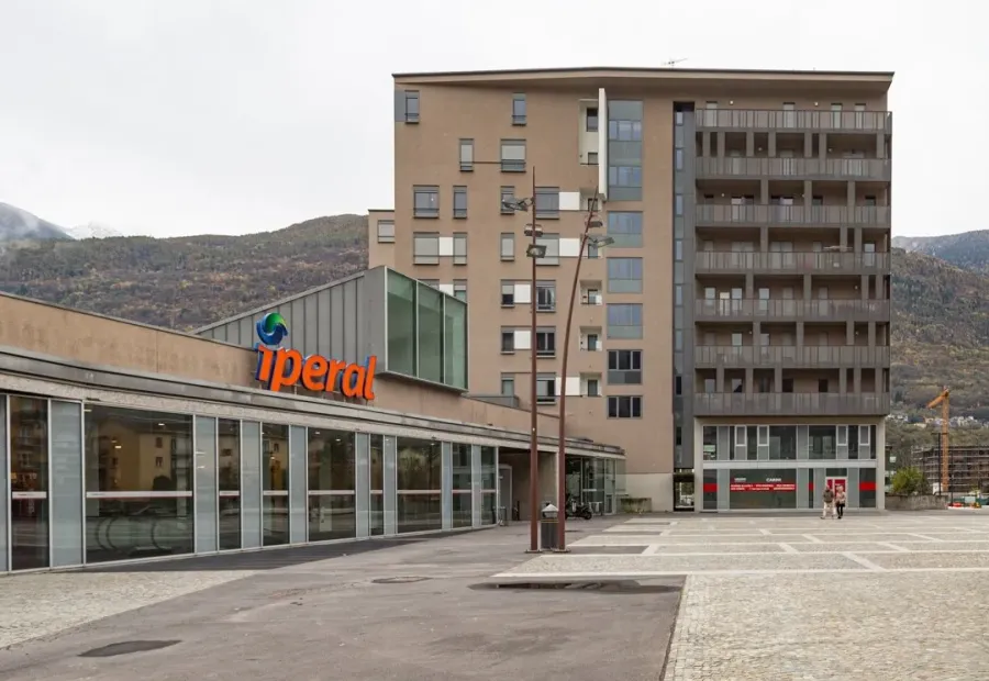 Area Carini sondrio iperal