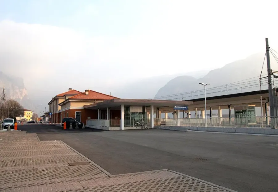 Stazione Ferroviaria Mezzocorona